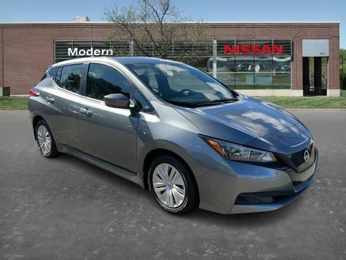 2023 Nissan Leaf S