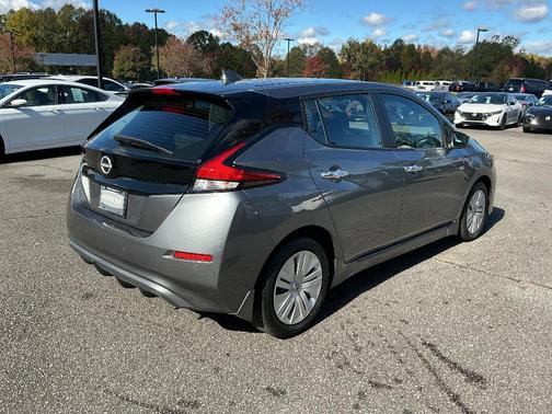2023 Nissan Leaf S