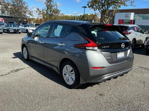 2023 Nissan Leaf S