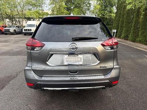2020 Nissan Rogue S