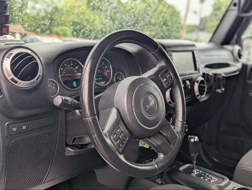 Rhino Clearcoat 2017 Jeep Wrangler Unlimited Rubicon