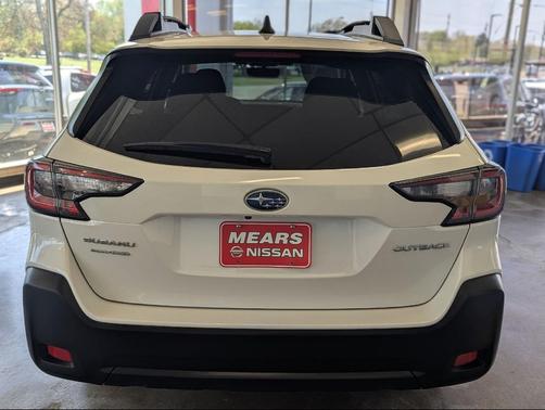 Crystal White Pearl 2024 Subaru Outback Premium