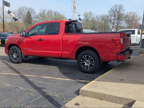 Red Alert 2024 Nissan Titan SV