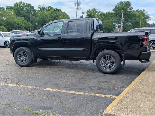 Super Black 2026 Nissan Frontier SV