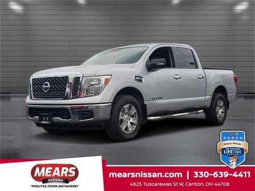 2017 Nissan Titan SV