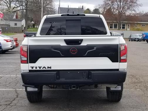 2023 Nissan Titan PRO-4X