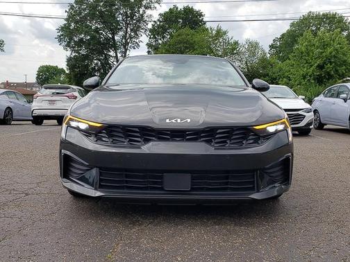 2025 Kia K5 LXS