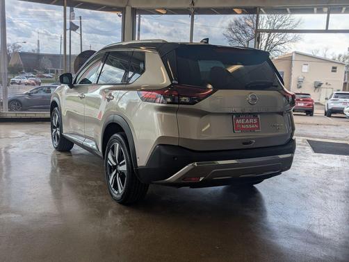 2021 Nissan Rogue Platinum