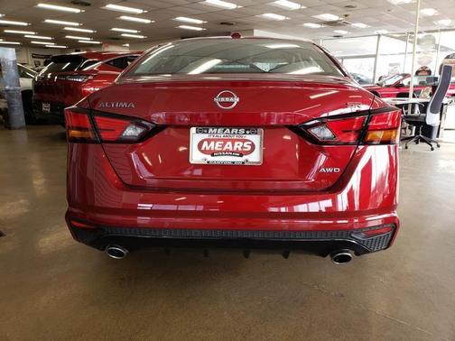 2025 Nissan Altima SR AWD