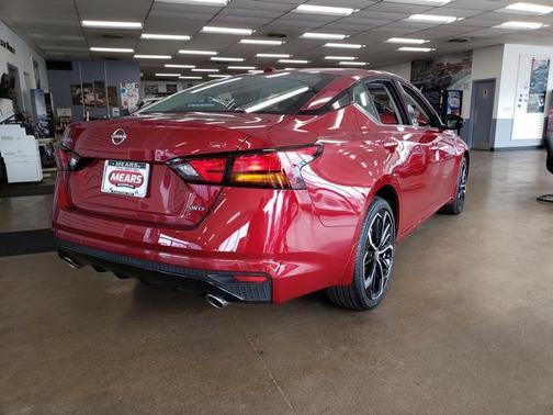2025 Nissan Altima SR AWD