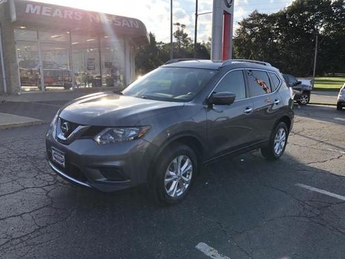 Gun Metallic 2016 Nissan Rogue SV