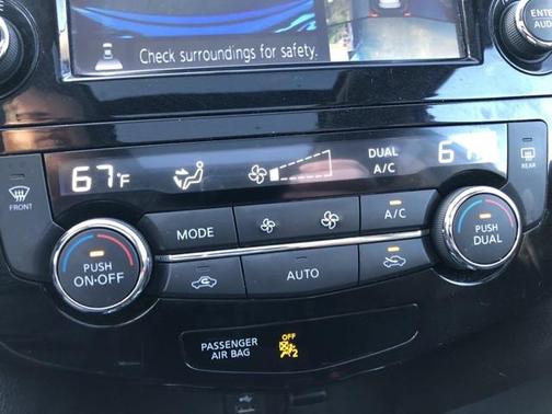 Gun Metallic 2016 Nissan Rogue SV