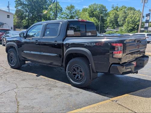 Super Black 2026 Nissan Frontier PRO-4X