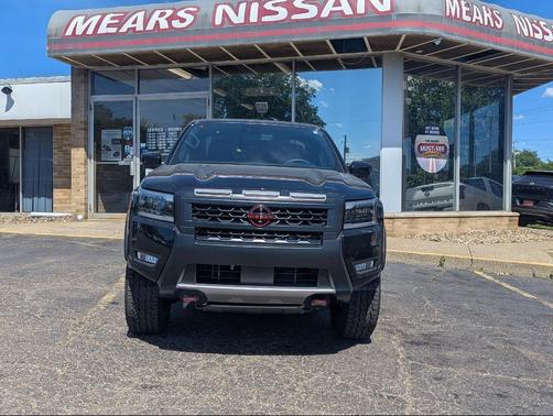 Super Black 2026 Nissan Frontier PRO-4X