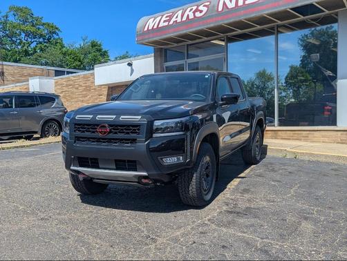 Super Black 2026 Nissan Frontier PRO-4X