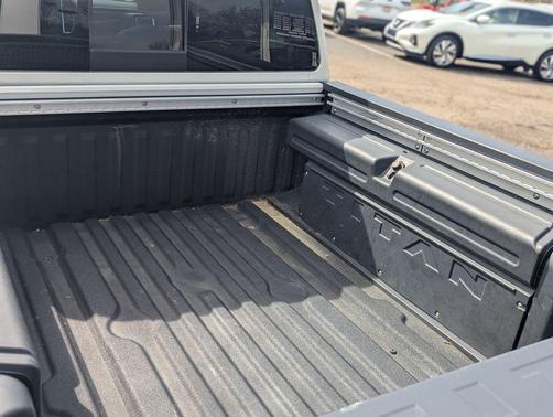 2023 Nissan Titan Platinum Reserve