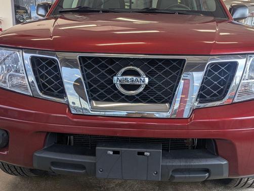 Cayenne Red Metallic 2019 Nissan Frontier SV