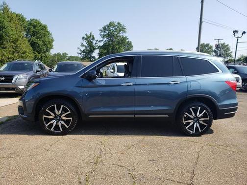 2019 Honda Pilot Touring 8-Passenger