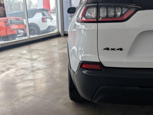 2019 Jeep Cherokee Altitude