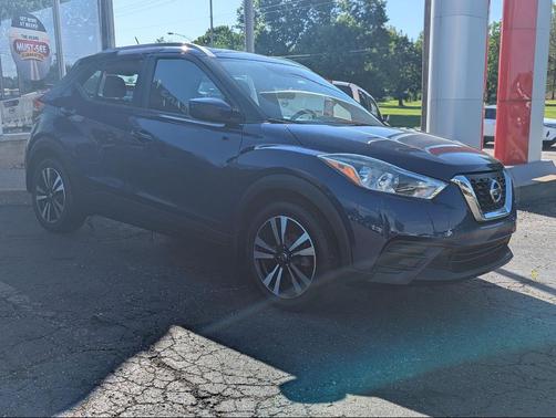 Deep Blue Pearl 2019 Nissan Kicks SV