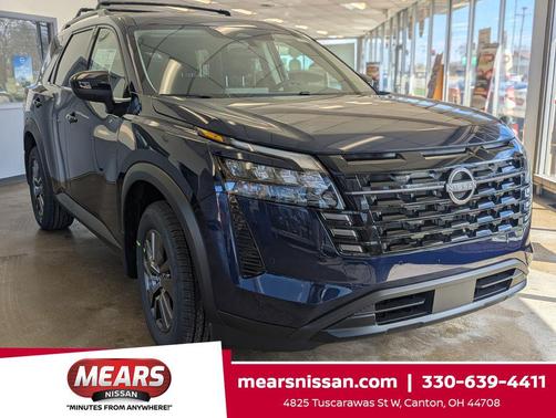 2026 Nissan Pathfinder SV