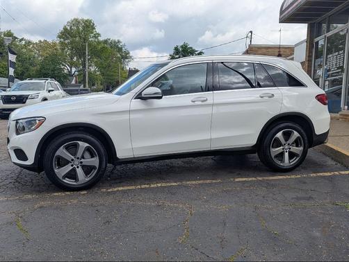 Polar White 2016 Mercedes-Benz GLC 300 4MATIC