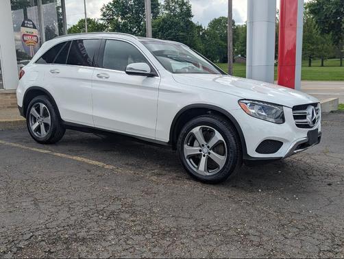 Polar White 2016 Mercedes-Benz GLC 300 4MATIC