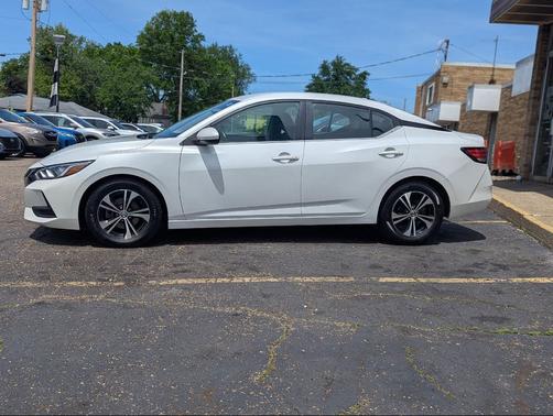 Aspen White Tricoat 2023 Nissan Sentra SV
