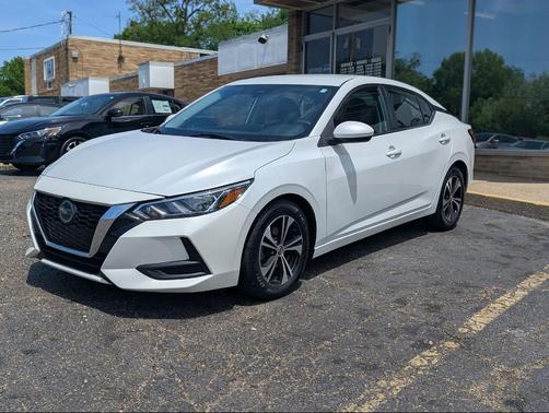 Aspen White Tricoat 2023 Nissan Sentra SV