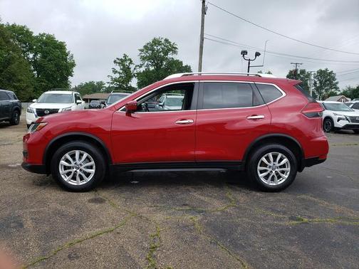 2017 Nissan Rogue SV