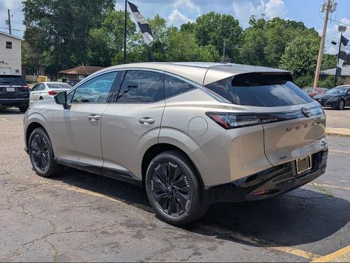 Champagne Silver Metallic 2026 Nissan Murano SL