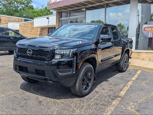 Super Black 2026 Nissan Frontier SV