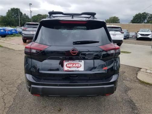 2025 Nissan Rogue Rock Creek