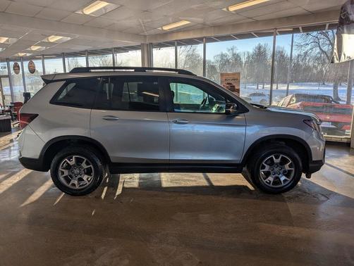 2023 Honda Passport AWD TrailSport