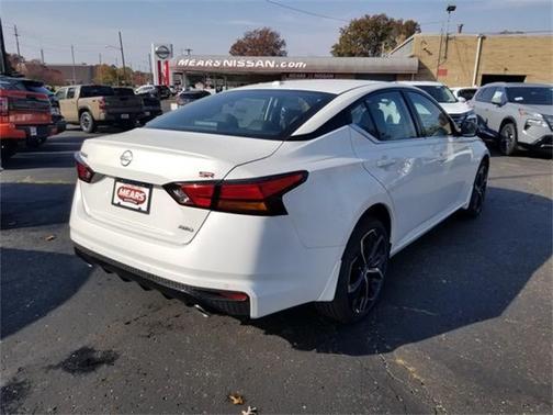 2025 Nissan Altima SR AWD