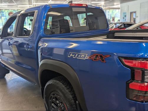Bluestone Pearl 2026 Nissan Frontier PRO-4X