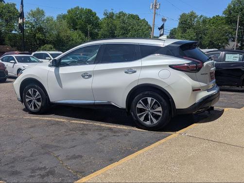 Pearl White Tricoat 2019 Nissan Murano SV