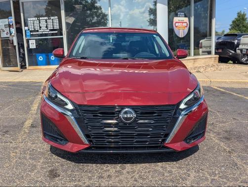 Scarlet Ember Tintcoat 2023 Nissan Altima 2.5 SV
