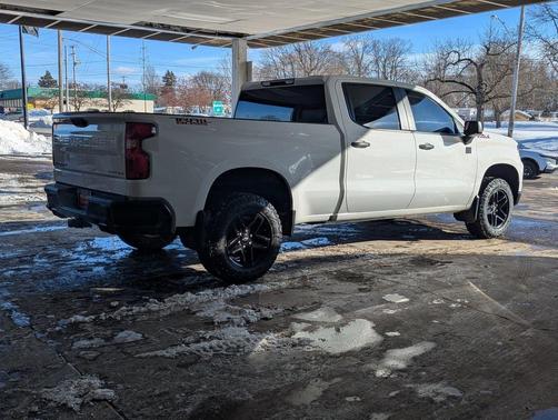 2022 Chevrolet Silverado 1500 Custom Trail Boss