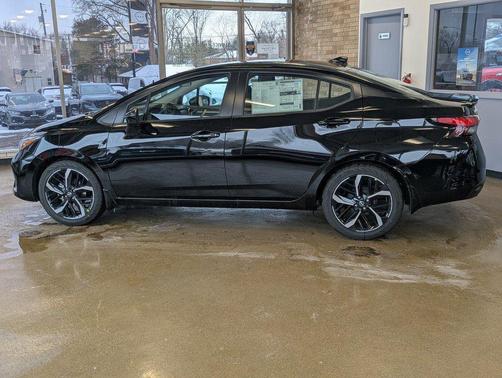 Super Black 2025 Nissan Versa 1.6 S