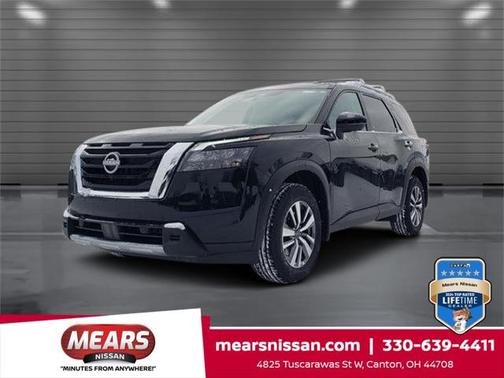 2025 Nissan Pathfinder SL 4WD