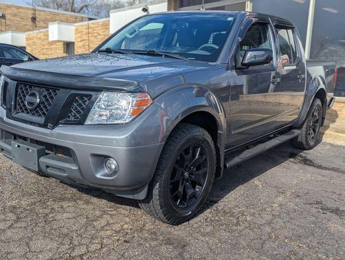 Gun Metallic 2019 Nissan Frontier SV