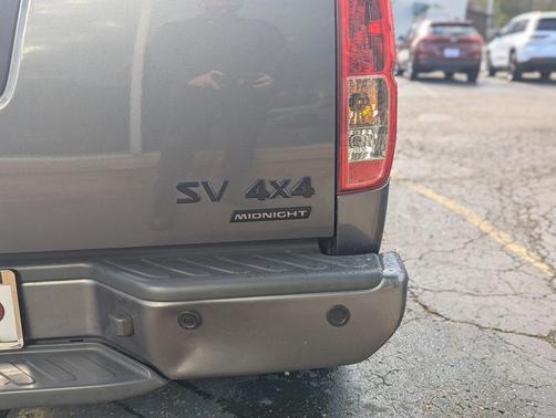 Gun Metallic 2019 Nissan Frontier SV