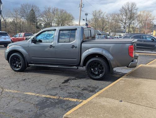 Gun Metallic 2019 Nissan Frontier SV