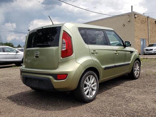 2013 Kia Soul +
