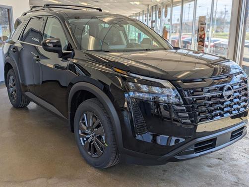 Super Black 2026 Nissan Pathfinder SV