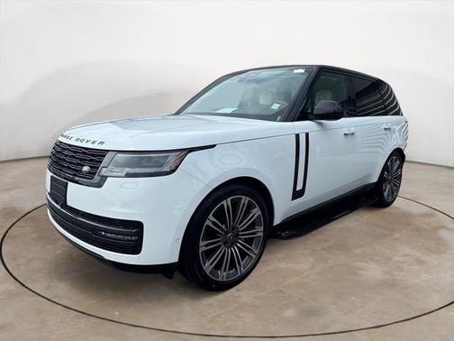 2025 Land Rover Range Rover P400 SE