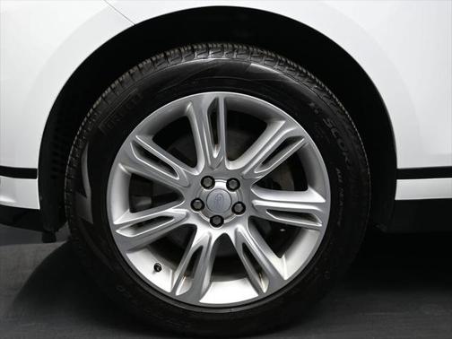 2024 Land Rover Range Rover Velar P250 SE R-Dynamic