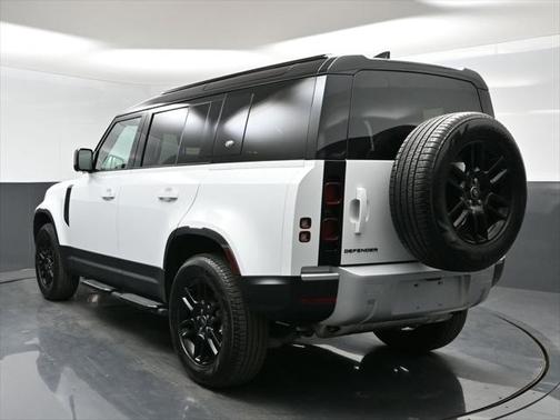 2023 Land Rover Defender 110 S