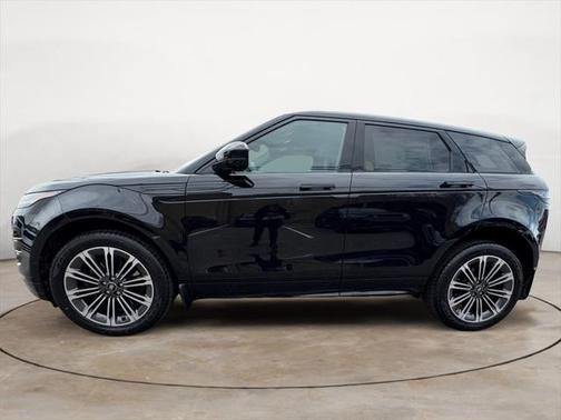 2026 Land Rover Range Rover Evoque Dynamic SE